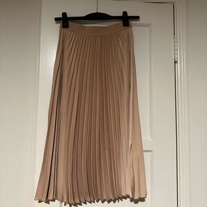 H&M Pleated Midi Skirt in Beige